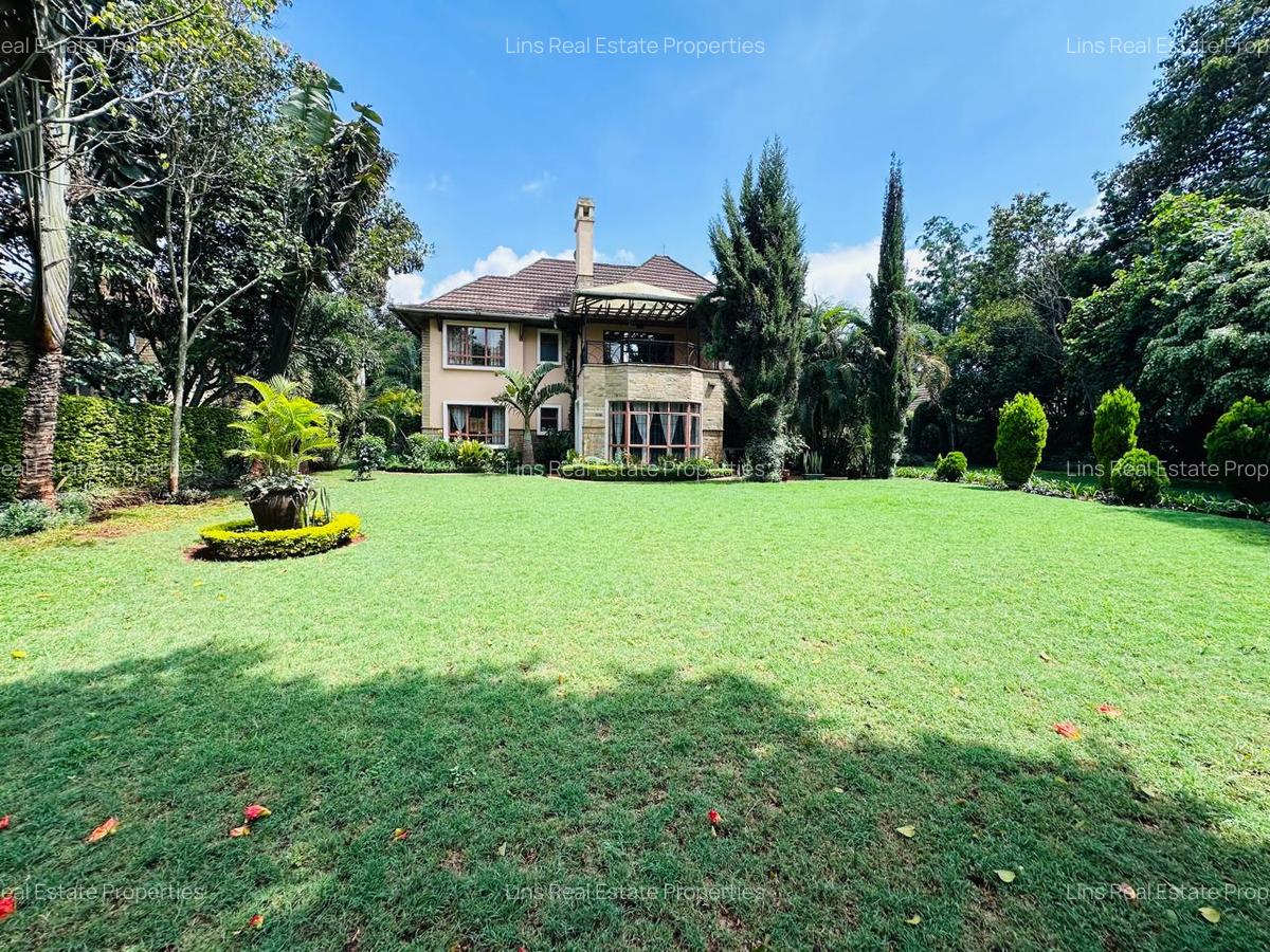 5 Bed Townhouse with En Suite in Runda - 1