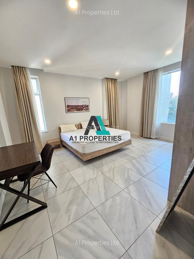 Serviced 1 Bed Apartment with En Suite in Westlands Area - 6