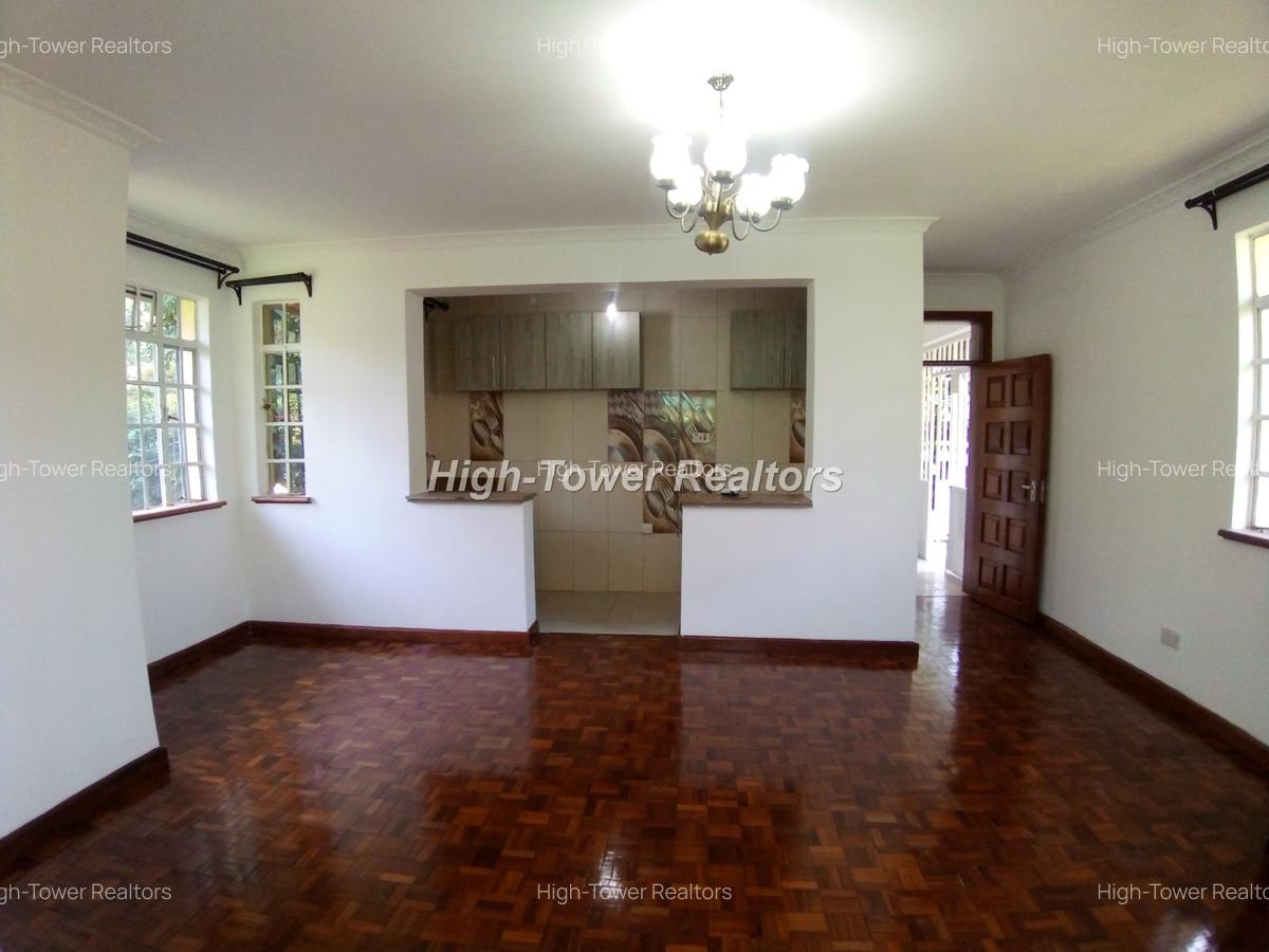 2 Bed House with En Suite in Karen Hardy - 2