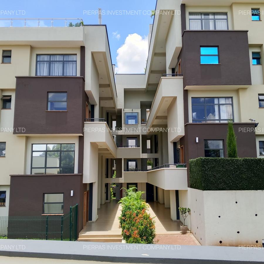 4 Bed Townhouse with En Suite in Runda - 12