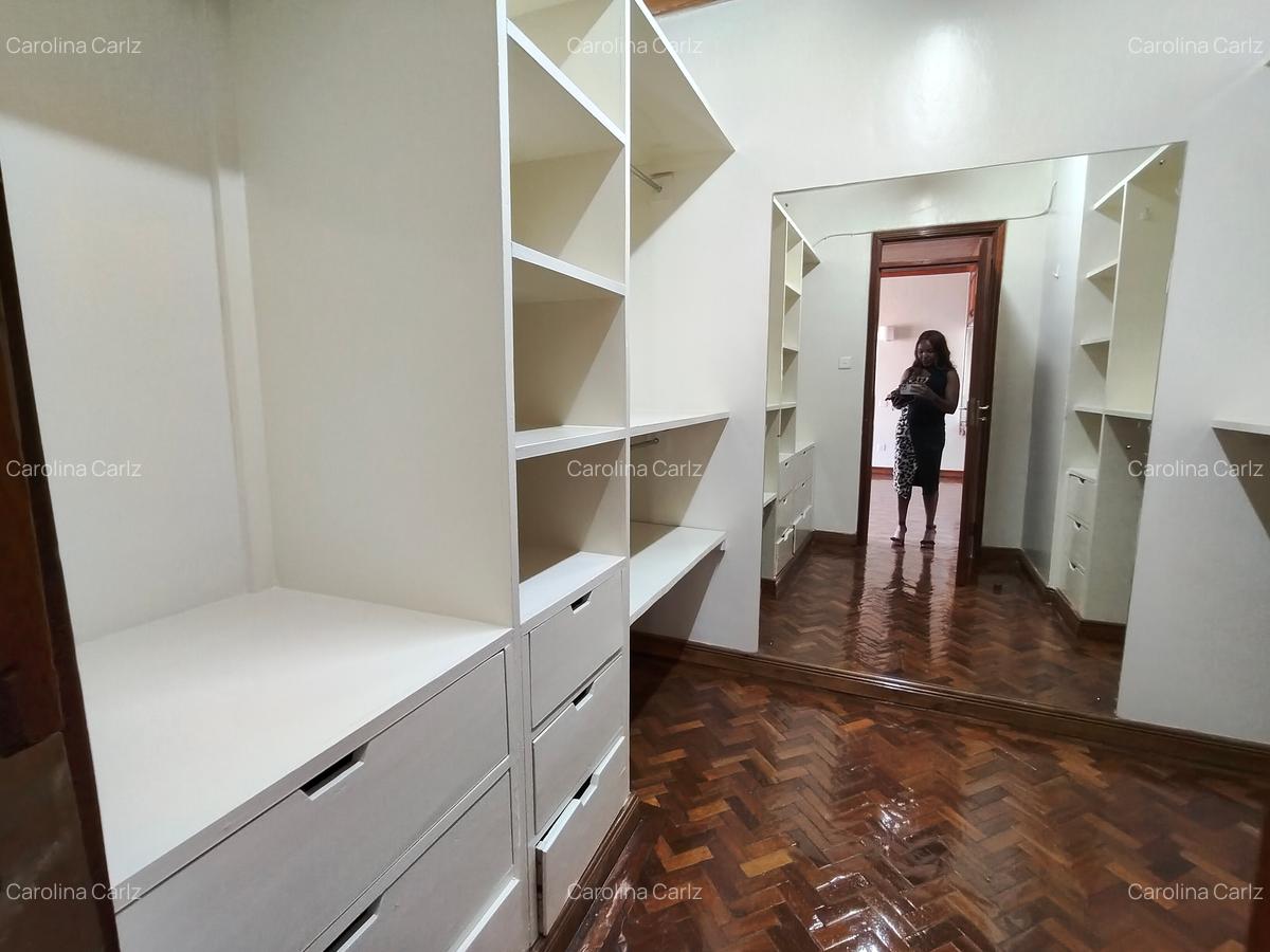 3 Bed Apartment with En Suite at Brookside Drive - 15