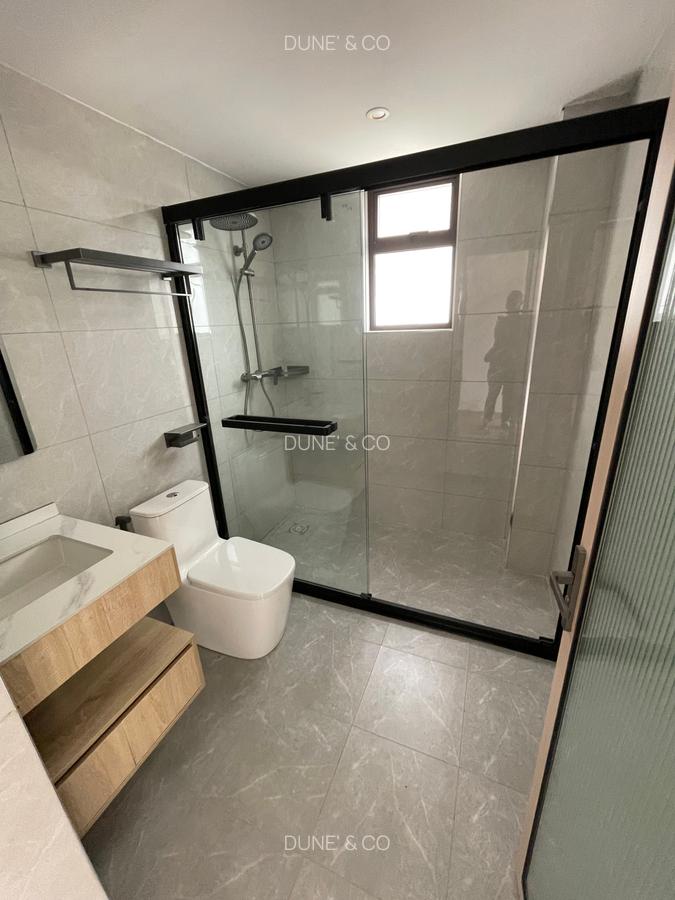 2 Bed Apartment with En Suite in Riverside - 13