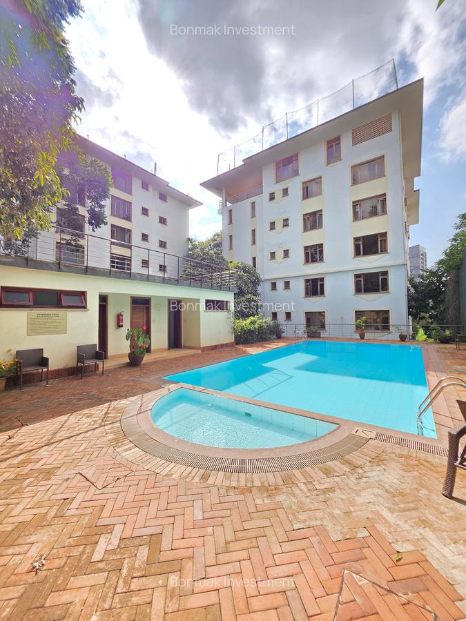 Furnished 3 Bed Apartment with En Suite at Riverside Drive - 3