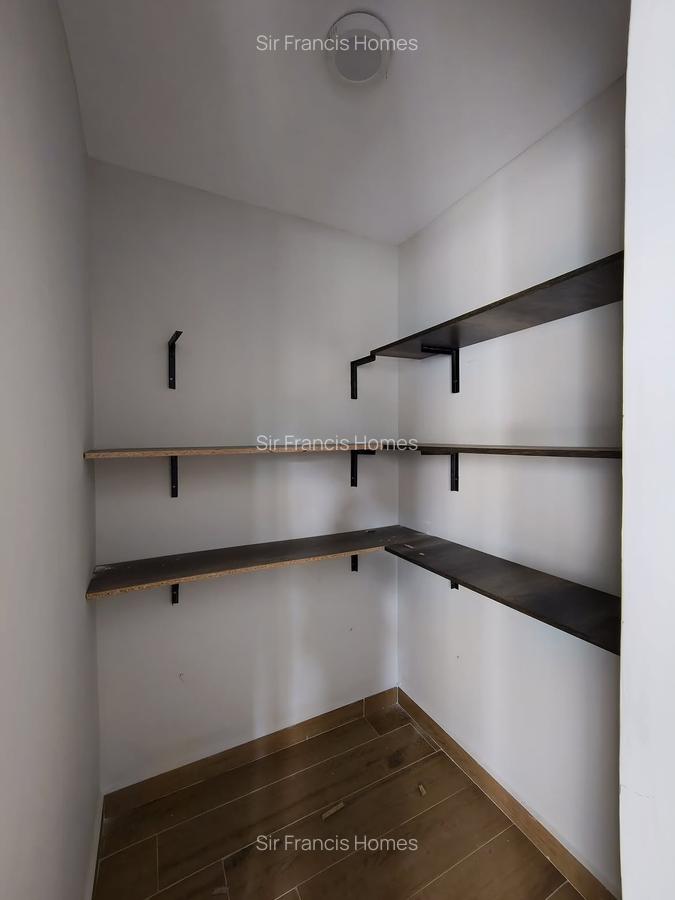 Serviced 2 Bed Apartment with En Suite in Kileleshwa - 9
