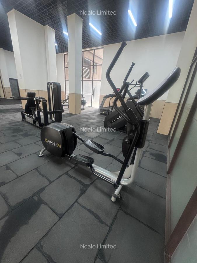 3 Bed Apartment with En Suite at Riverside - 14