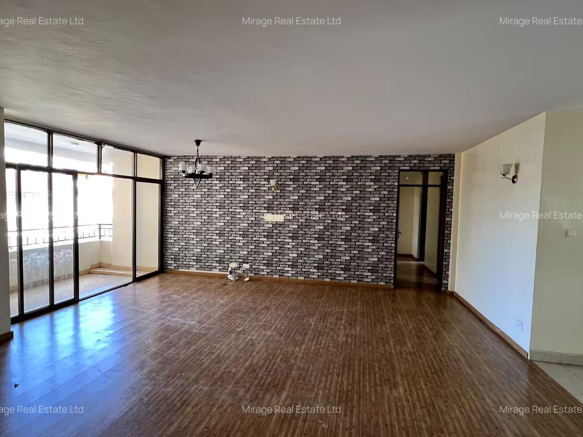 3 Bed Apartment with En Suite in Lavington - 16