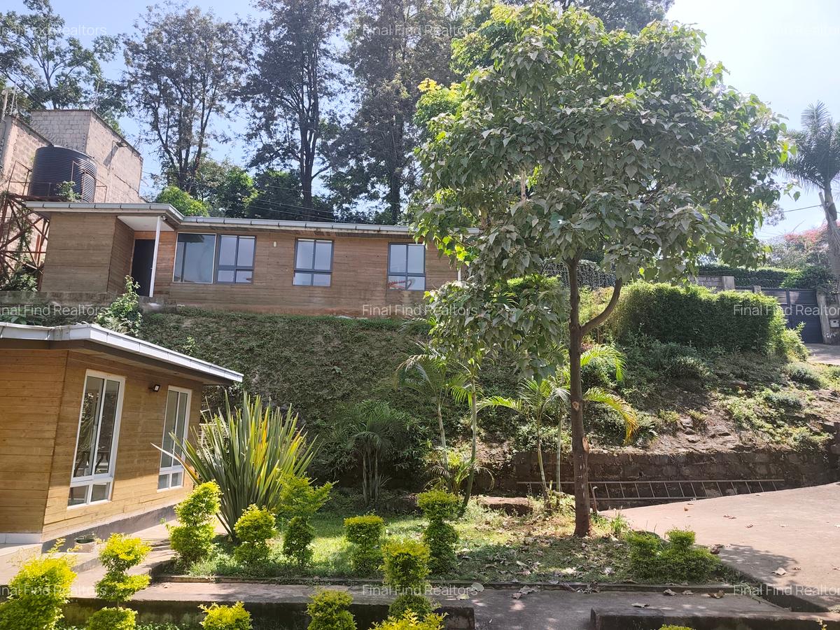 3 Bed House with En Suite in Spring Valley - 2