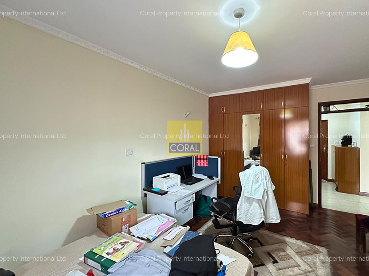 3 Bed Apartment in Parklands - 9