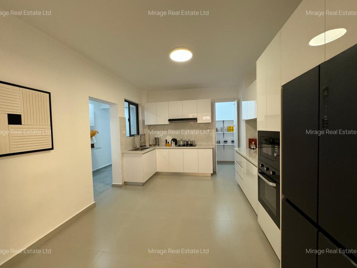 4 Bed Apartment with En Suite in Kilimani - 5