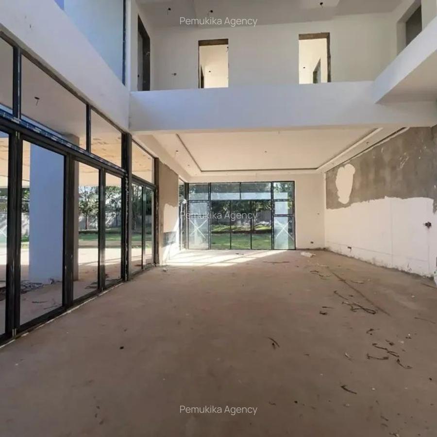 5 Bed Townhouse with En Suite in Karen - 8