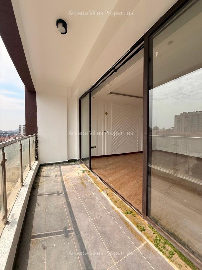3 Bed Apartment with En Suite in Kileleshwa - 4