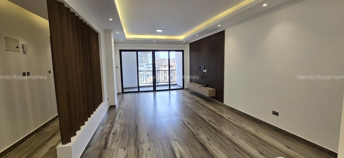 2 Bed Apartment with En Suite at Brookside Close - 2