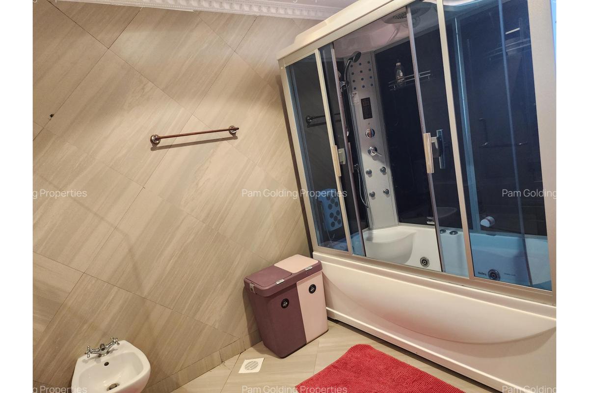5 Bed House with En Suite at Kiambu Road - 14