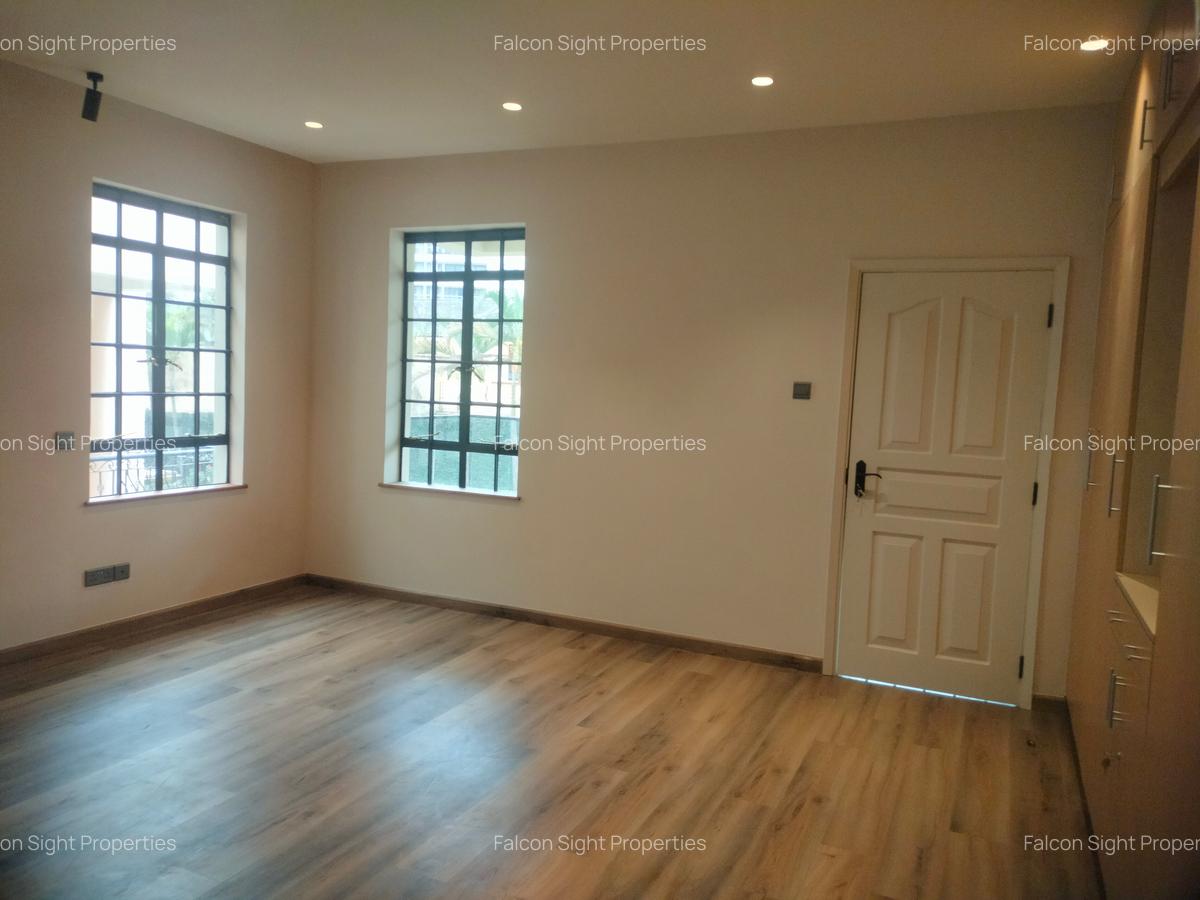 4 Bed Townhouse with Staff Quarters at General Mathenge Recently Renovated - 15