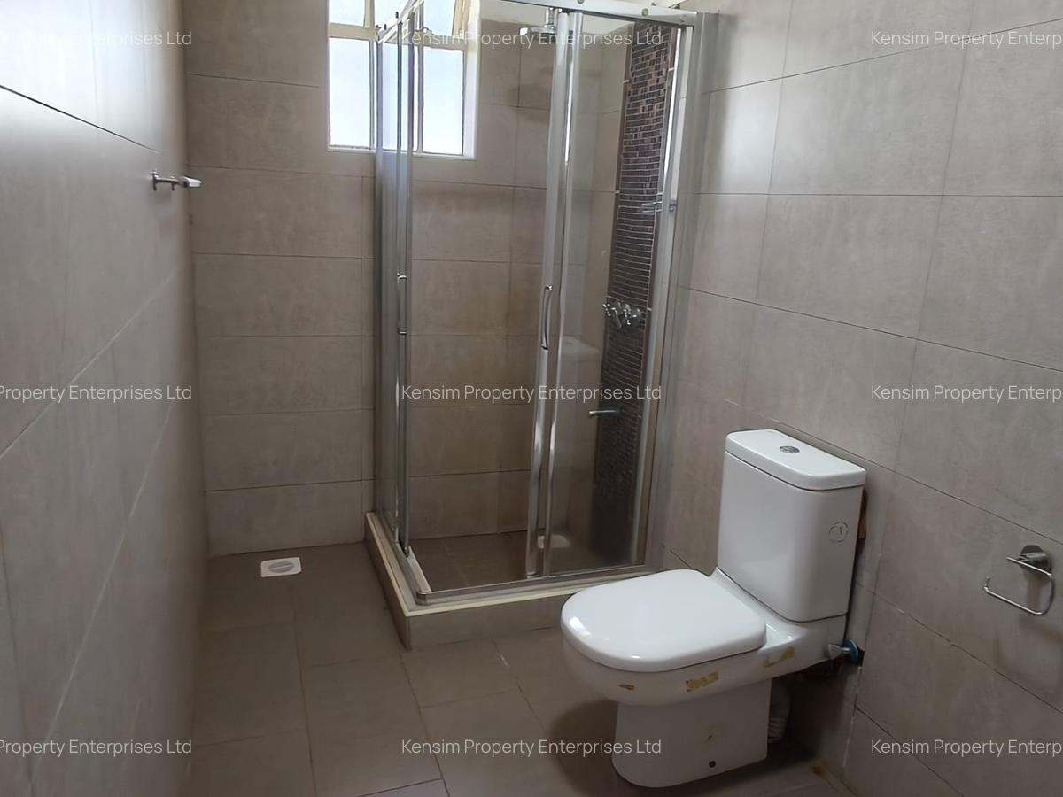 5 Bed Townhouse with En Suite in Runda - 7
