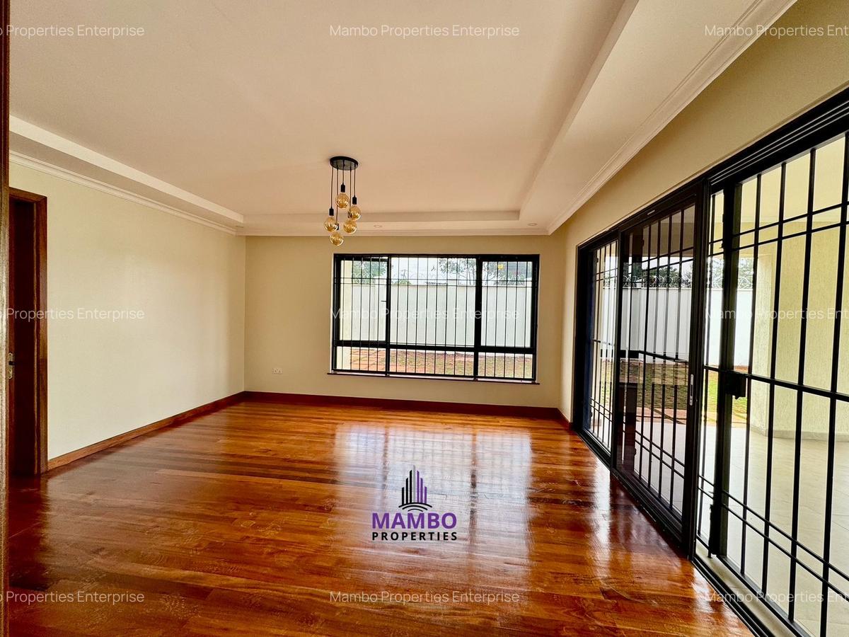 5 Bed Villa with En Suite at Westlands - 7
