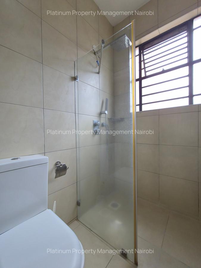 4 Bed Apartment with En Suite at Second Parklands - 12