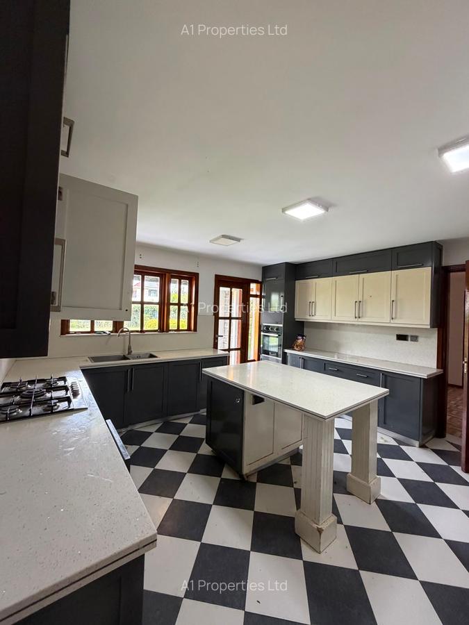 6 Bed House with En Suite in Karen - 7