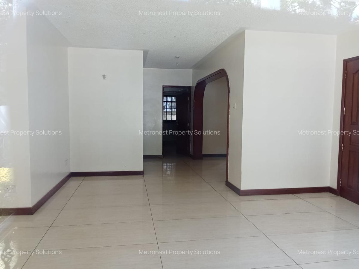 2 Bed Apartment with En Suite at Hamisi Road - 17