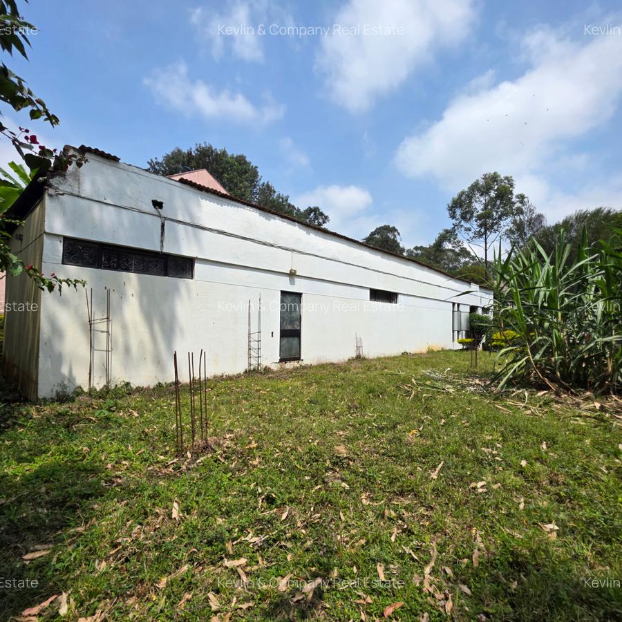Commercial Property with Service Charge Included in Lavington - 5