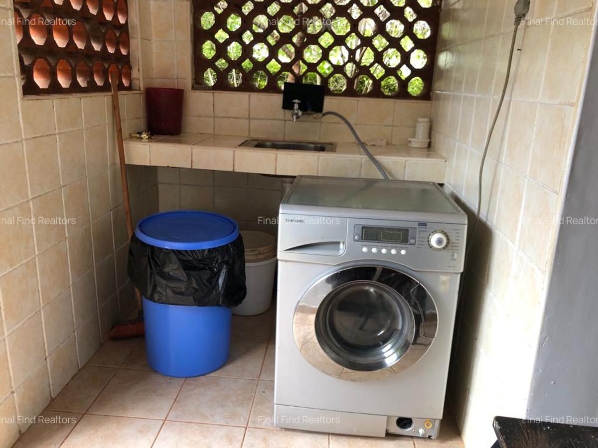 3 Bed House with En Suite in Kiambu Road - 11