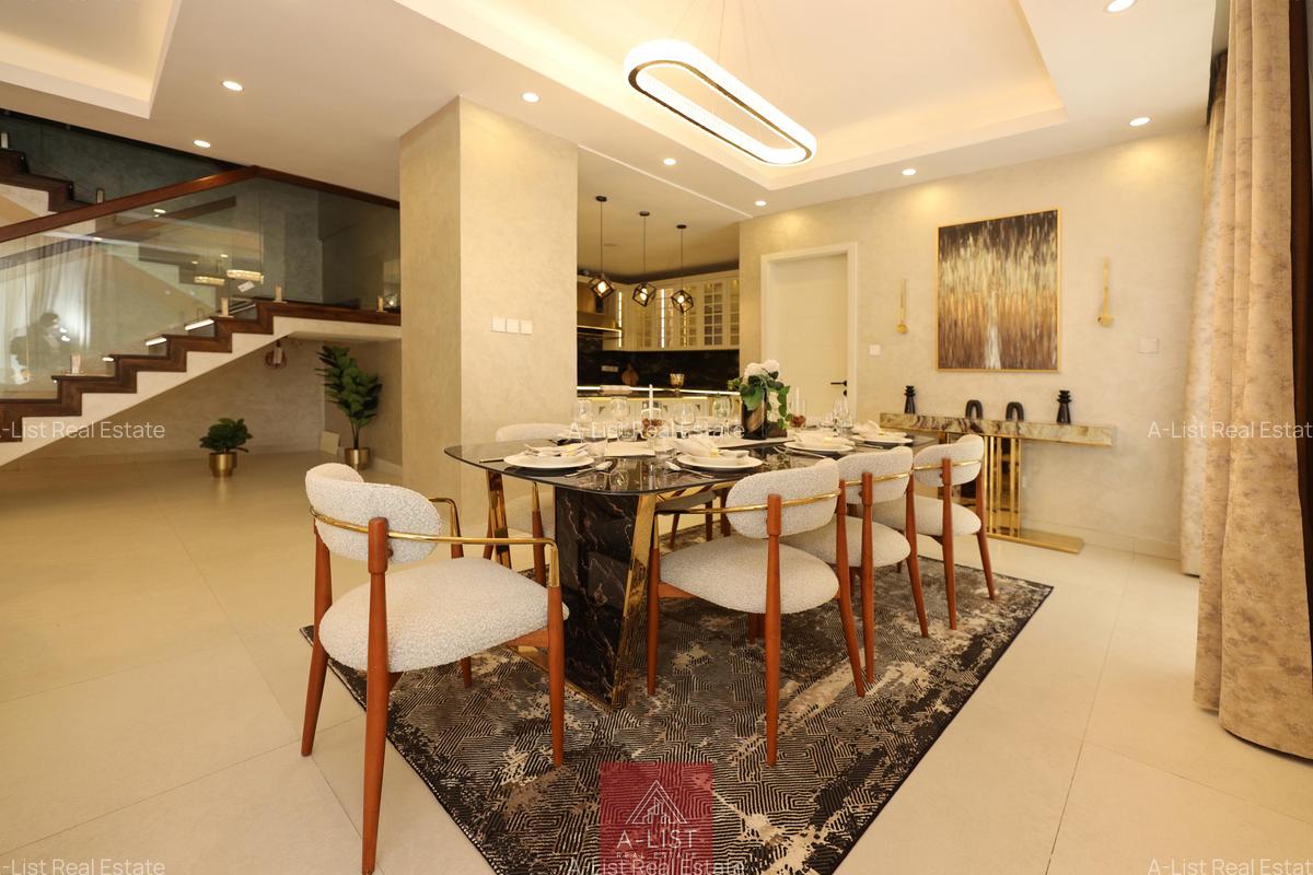 4 Bed Apartment with En Suite at General Mathenge - 13