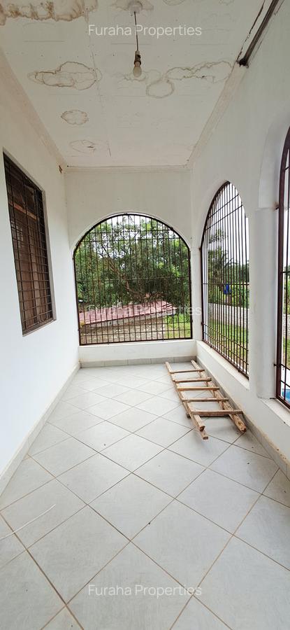 3 Bed House with En Suite at Tiwi South Coast - 16