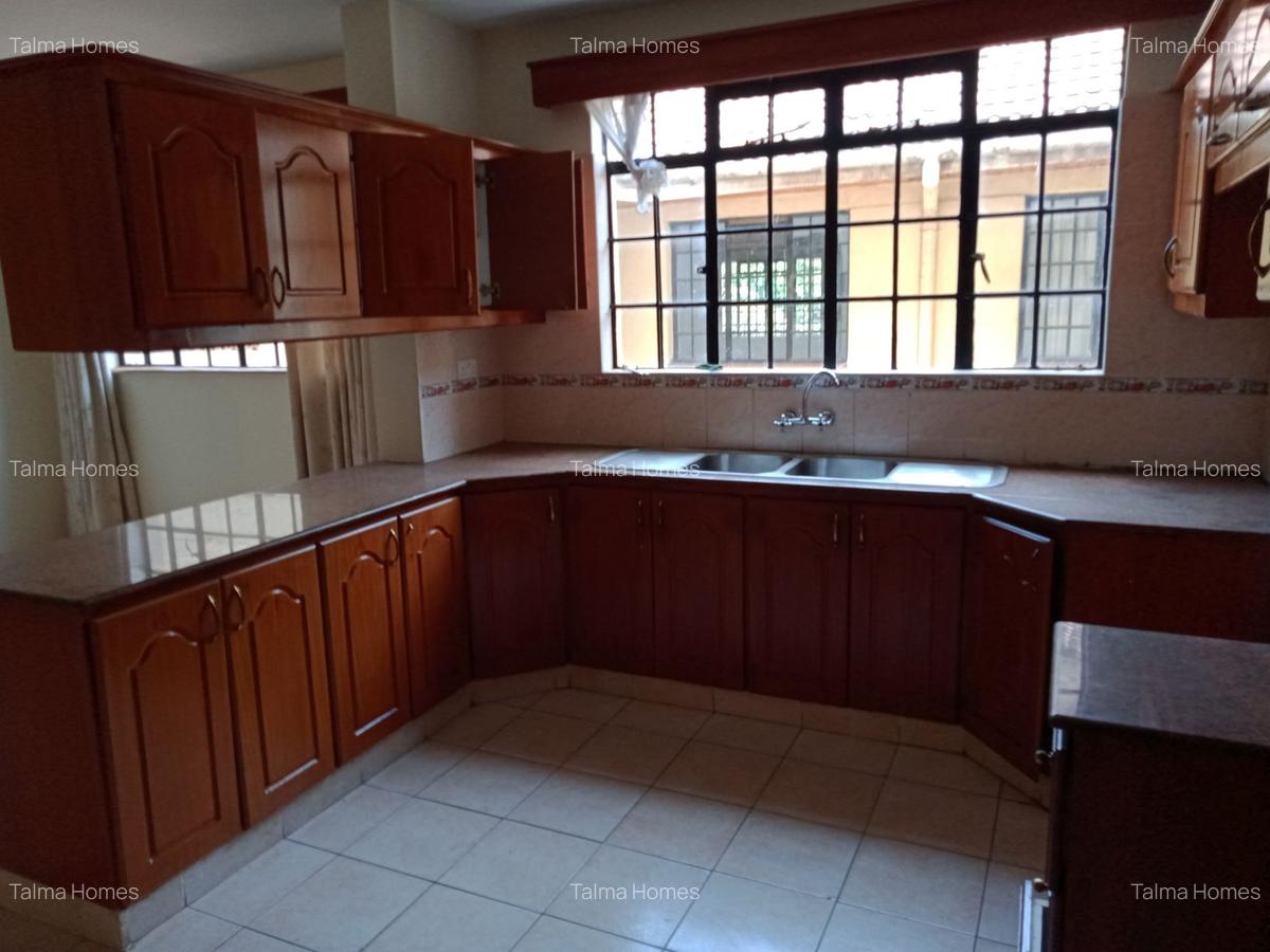 3 Bed Apartment with En Suite at Brookside - 3