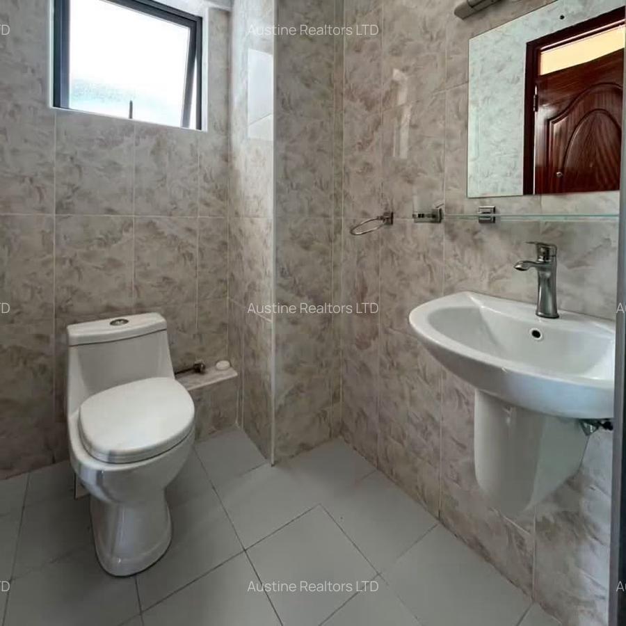 2 Bed Apartment with En Suite at School Lane - 10