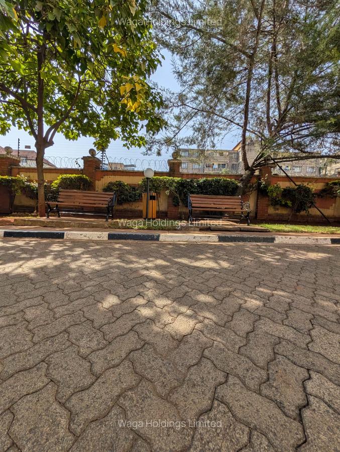 3 Bed Apartment with En Suite in Kilimani - 3