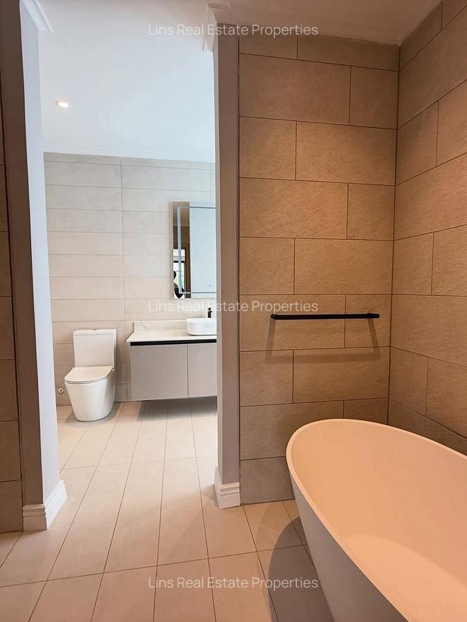 4 Bed Townhouse with En Suite in Runda - 18