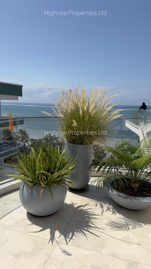 Studio Apartment with Swimming Pool in Nyali Area - 7