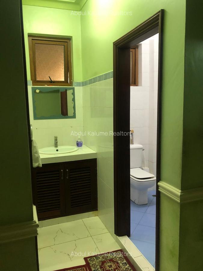 Serviced 4 Bed Apartment with En Suite at Mombasa - 2