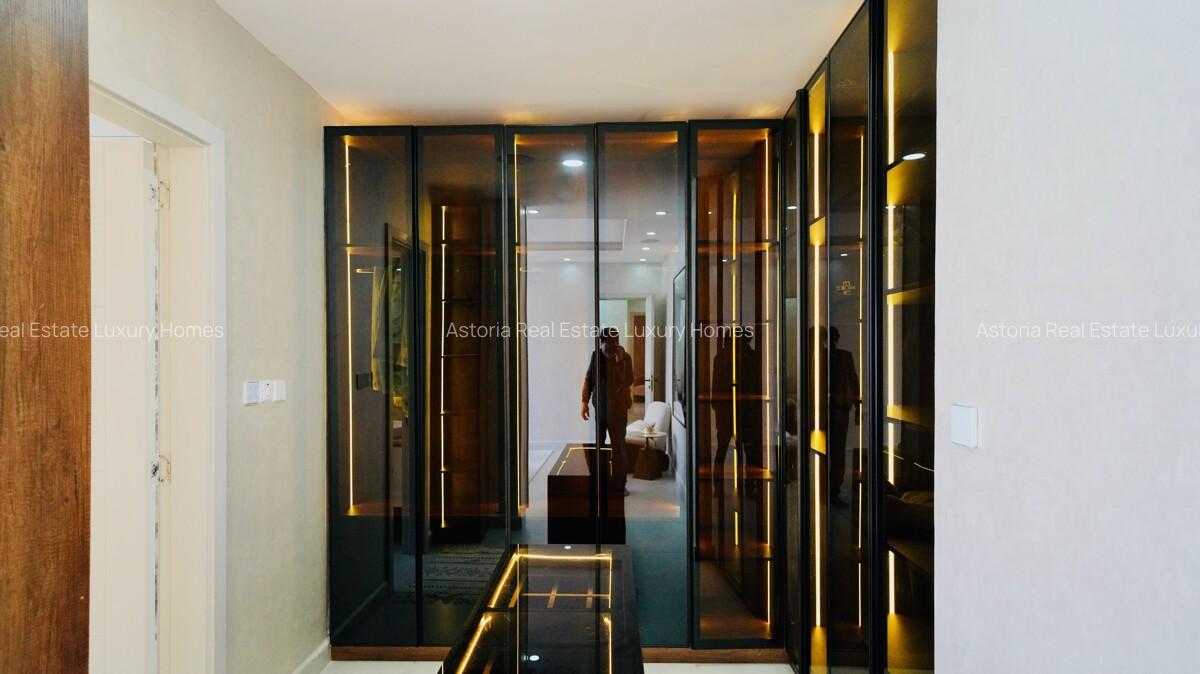 4 Bed Apartment with En Suite at 2026-510 4 Bed A Re - 12