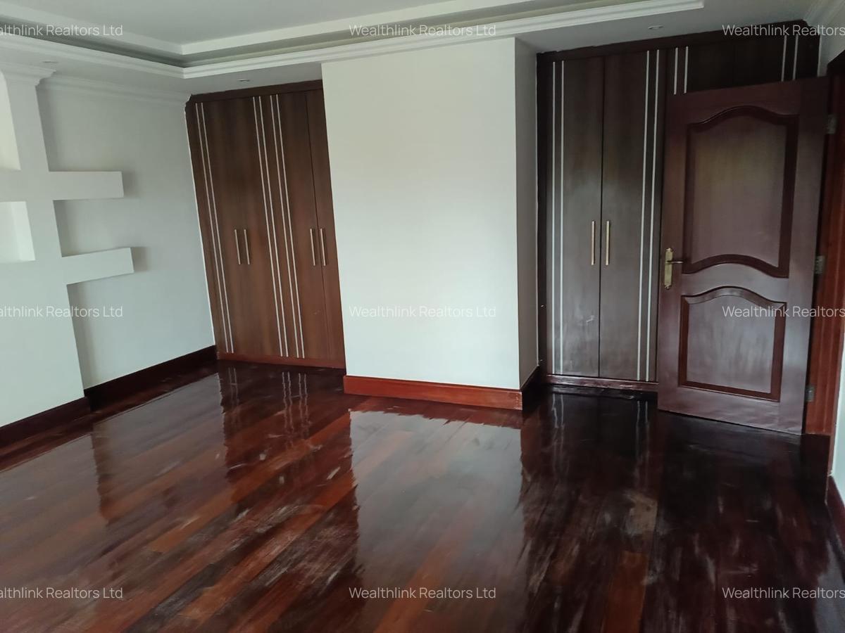 5 Bed House with En Suite at Runda - 13