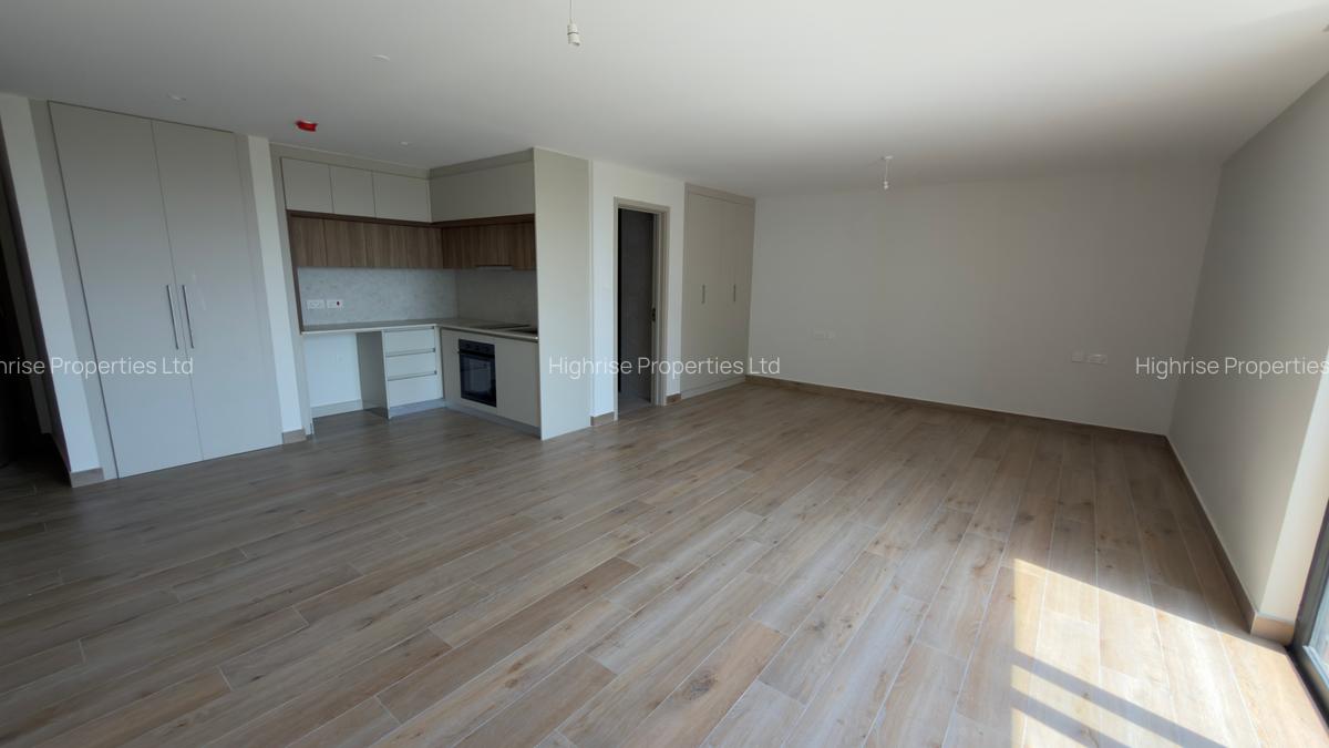 Studio Apartment with Swimming Pool in Nyali Area - 5