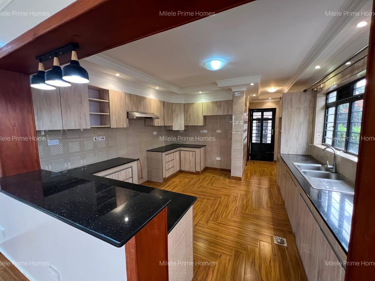 4 Bed Villa with En Suite at Runda Close - 4