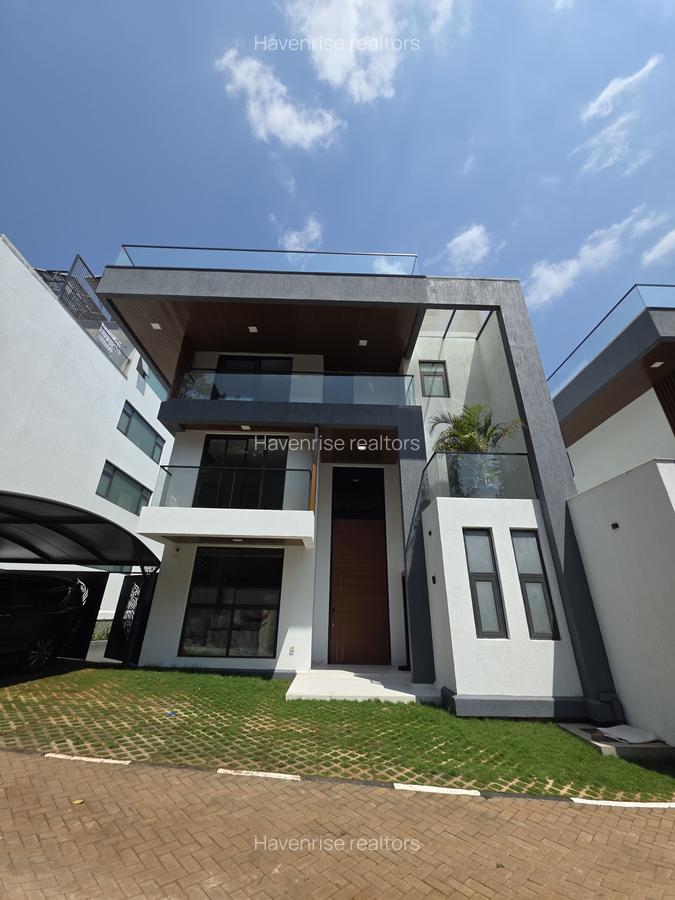 6 Bed Villa at Lavington - 1