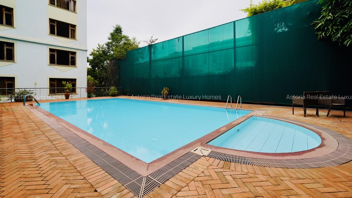 3 Bed Apartment with En Suite at 2026-536 3 Bed - 12