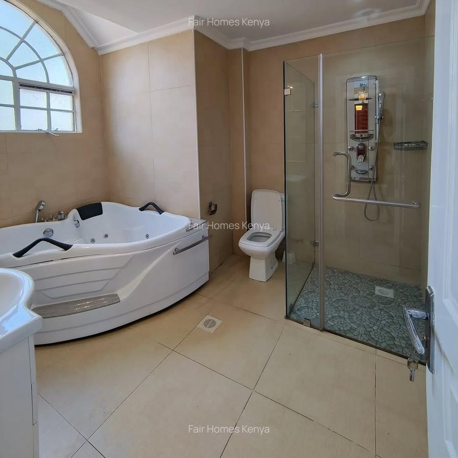 5 Bed Townhouse with En Suite at Kaputei Gardens - 17