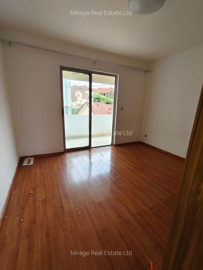 3 Bed Apartment with Swimming Pool in Kileleshwa - 15