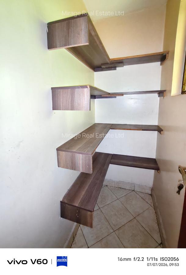 5 Bed Villa with En Suite in Lavington - 19
