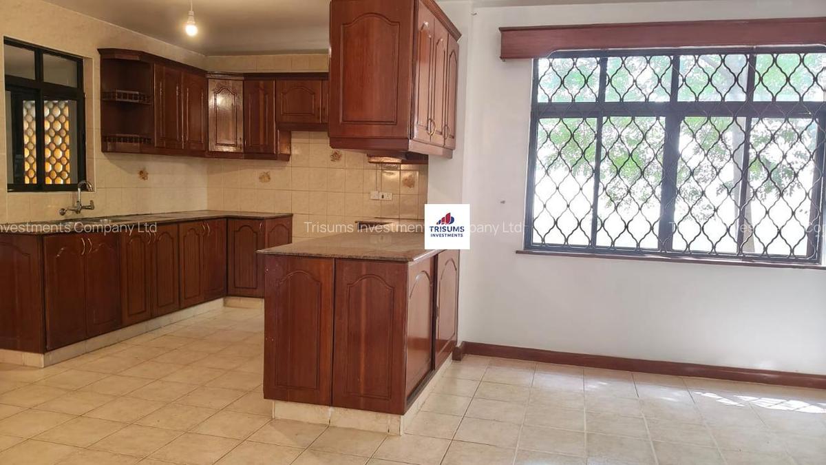 4 Bed Apartment with En Suite in Westlands Area - 6