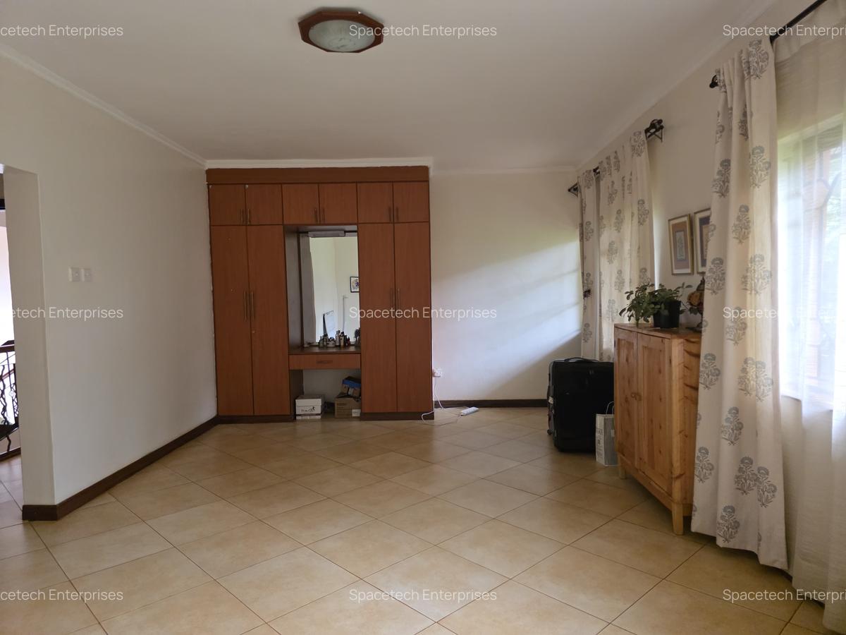 4 Bed House with Staff Quarters in Kitisuru - 10