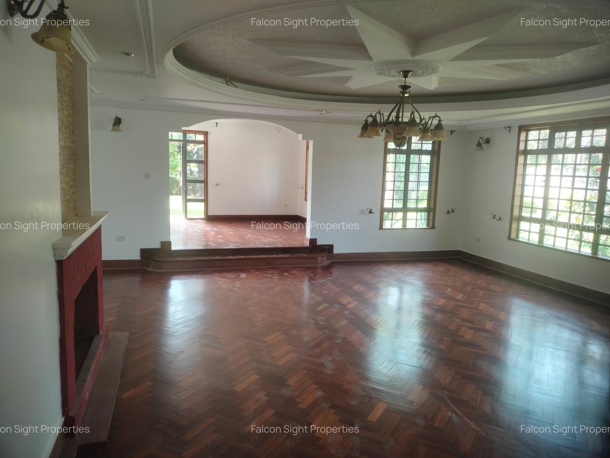 4 Bed Townhouse with Garden at Easy Access To Un Avenue Few Minutes Drive To Rosyln Academy - 3