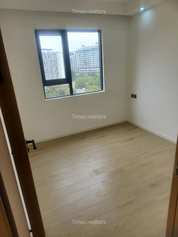 1 Bed Apartment with En Suite at Westlands - 5
