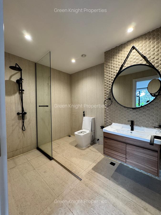 Serviced 2 Bed Apartment with En Suite in Westlands Area - 6