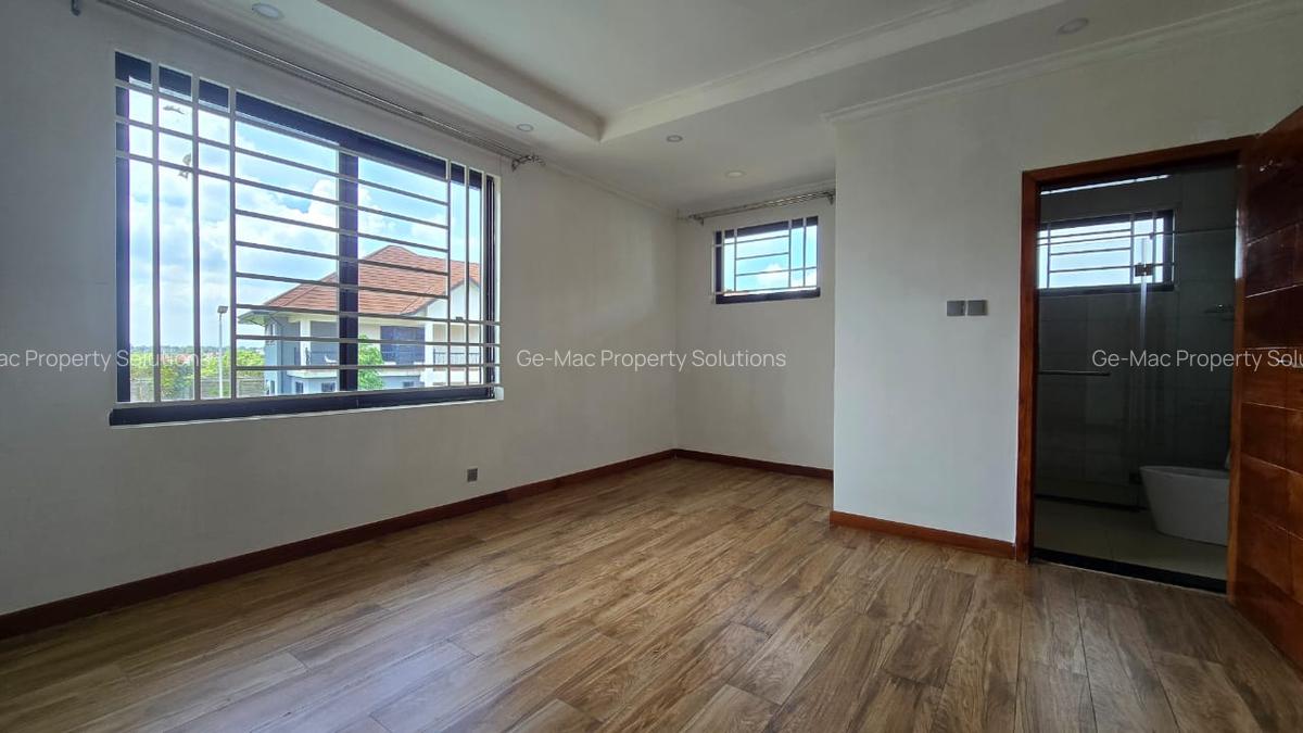 4 Bed House with En Suite in Runda - 7