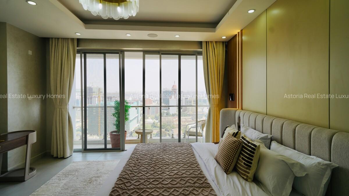 4 Bed Apartment with En Suite at 2026-510 - 13