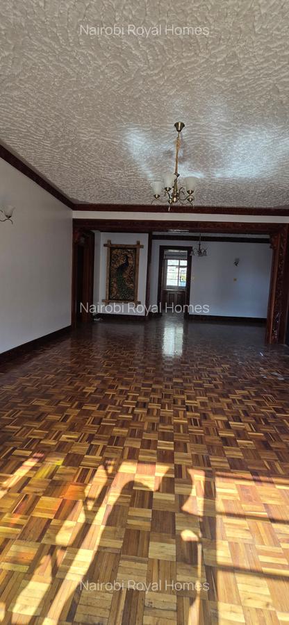 3 Bed Apartment with En Suite at Riverside Drive - 6